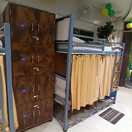 Laxmi Dormitory Vrindāvan Extérieur photo