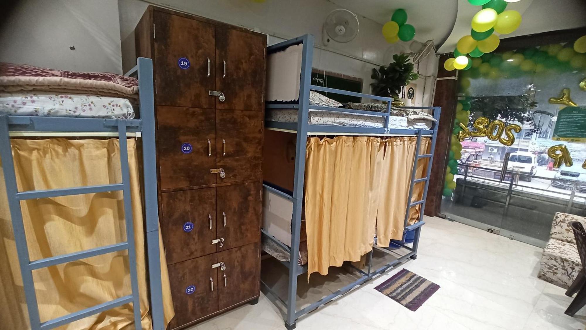 Laxmi Dormitory Vrindāvan Extérieur photo